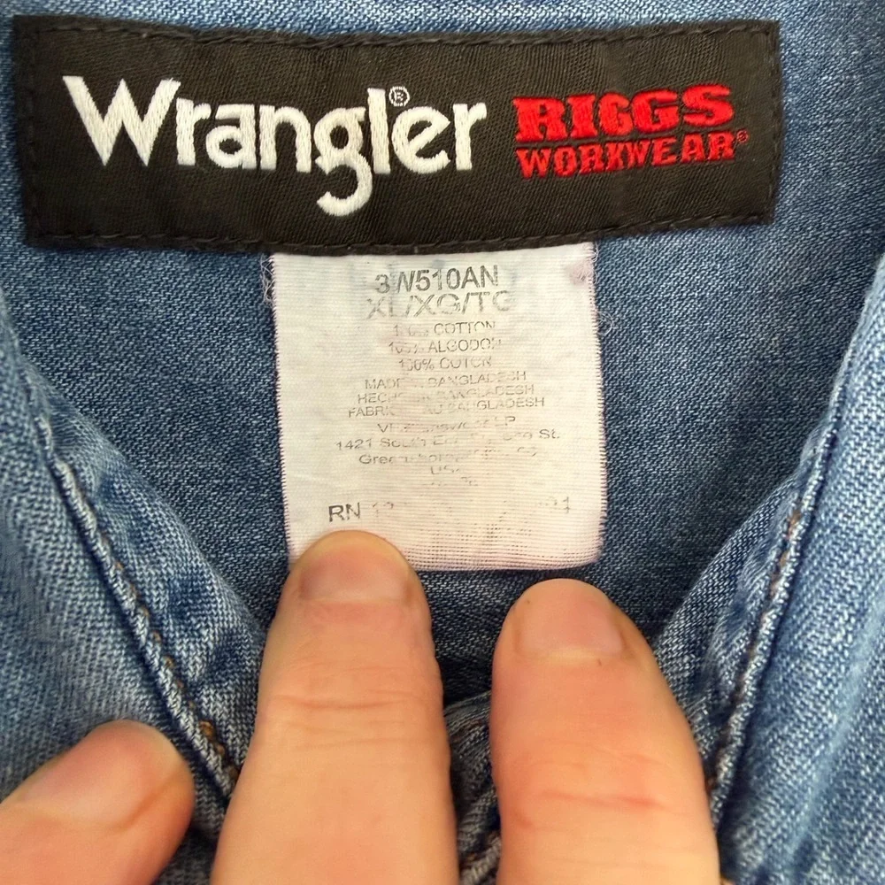 Wrangler Riggs Workwear  Denim Button Down Shirt Cotton / xlarge